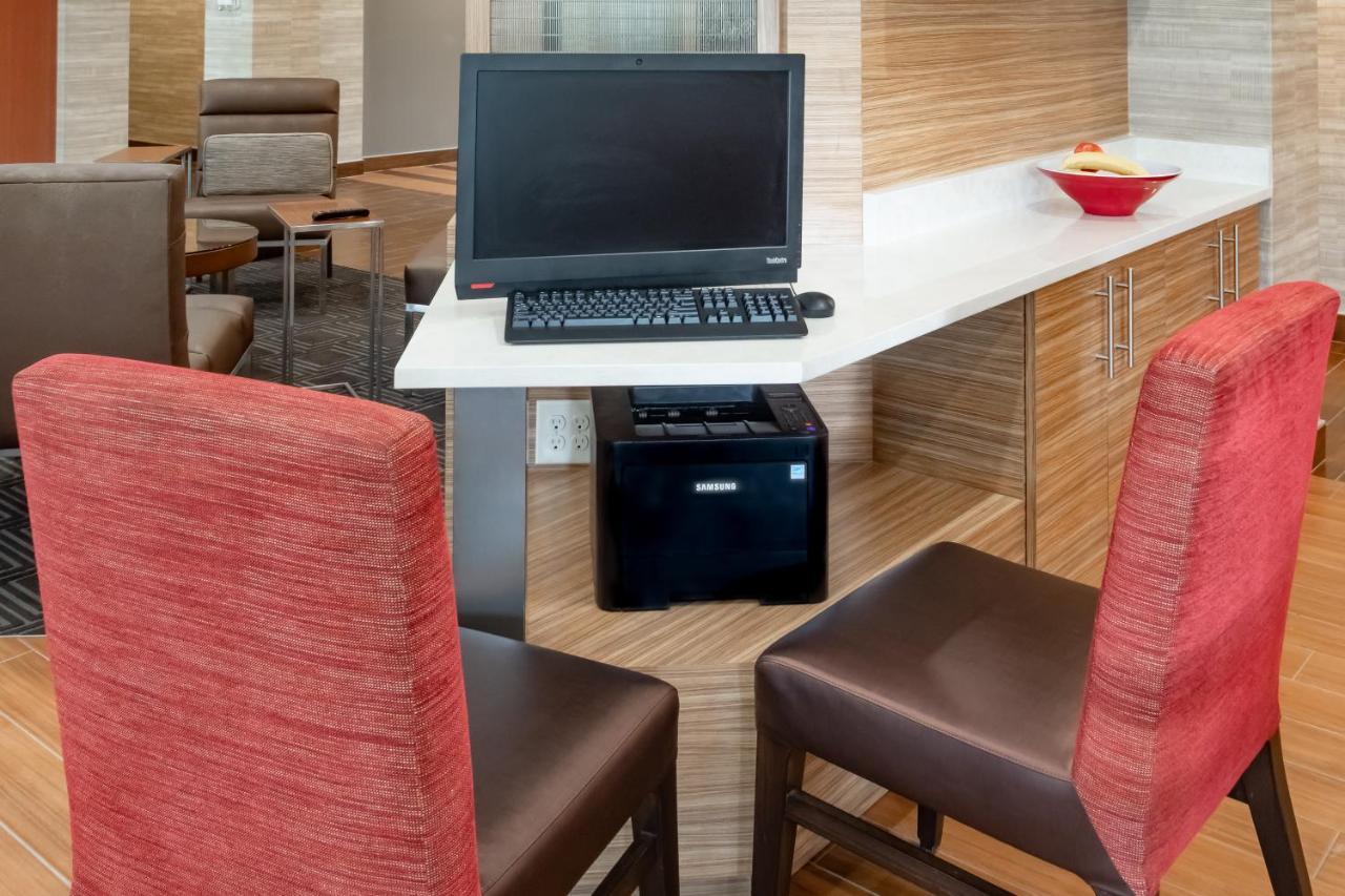 Towneplace Suites By Marriott Dallas Mesquite Exterior photo