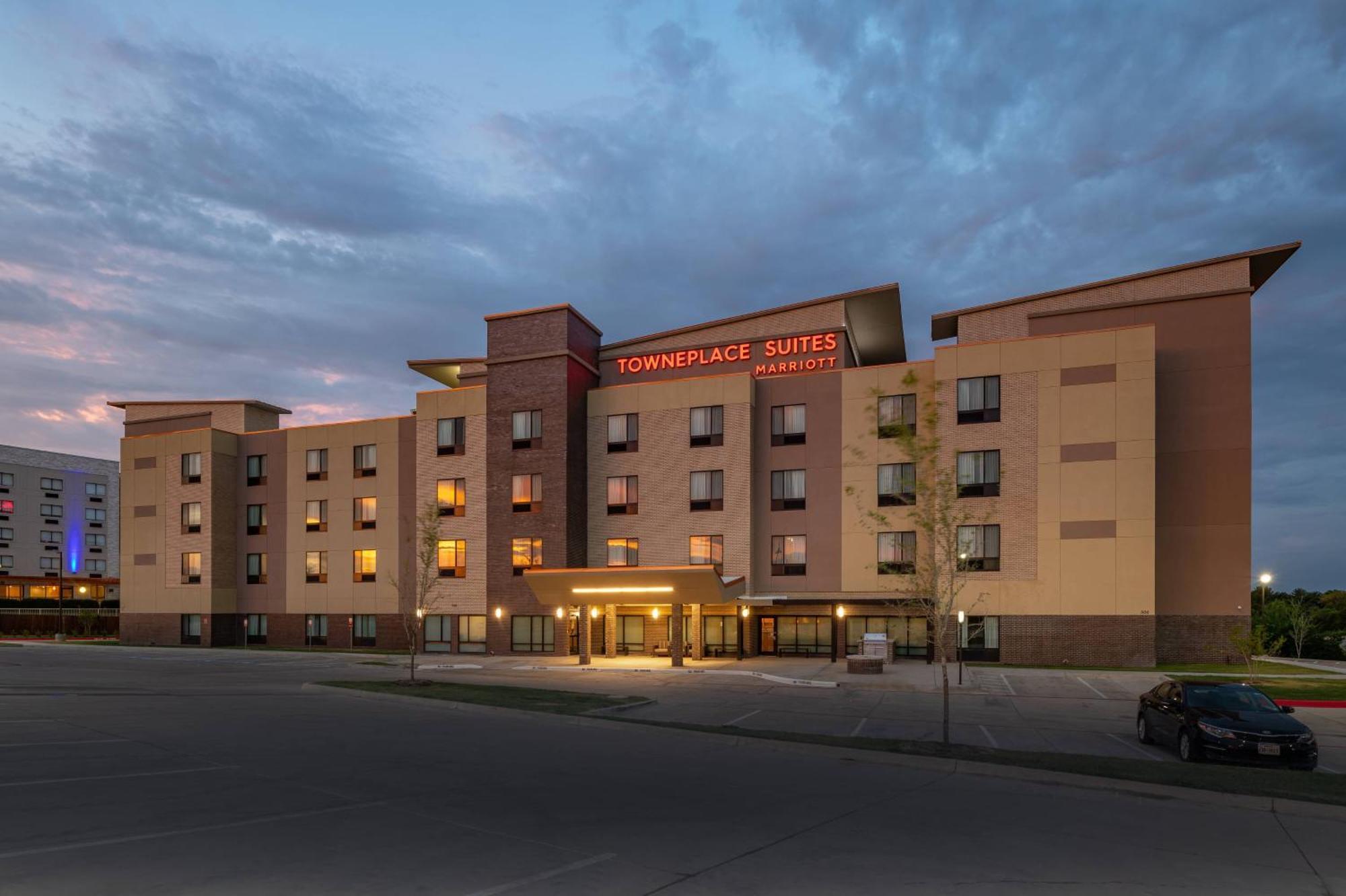 Towneplace Suites By Marriott Dallas Mesquite Exterior photo